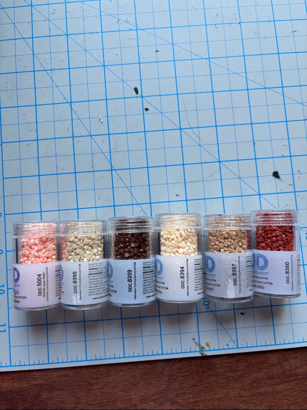 Assorted Resin Rhinestone Beads Set - Mixed Neutral and Red Tones